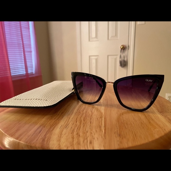 Quay Reina sunglasses